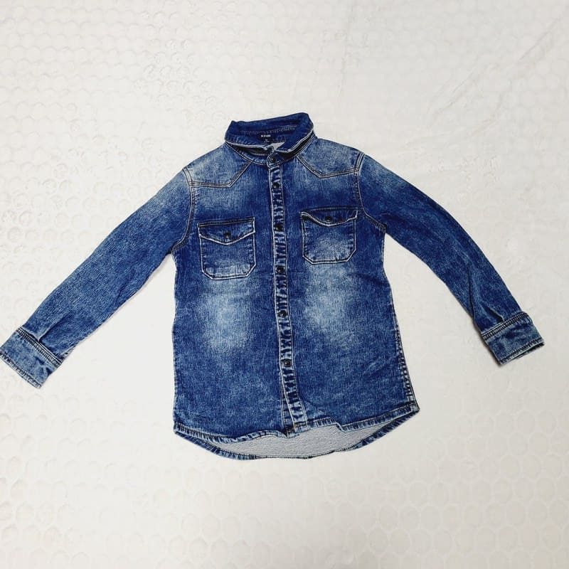 il-etait-une-seconde-fois-boutique-seconde-main-enfants-chemise-jean-taille-8-ans-kiabi-rotated.jpg