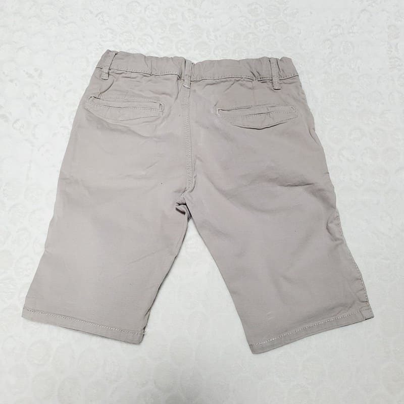 il-etait-une-seconde-fois-boutique-seconde-main-enfants-short-taille-8-ans-vue-arrierekiabi-rotated.jpg