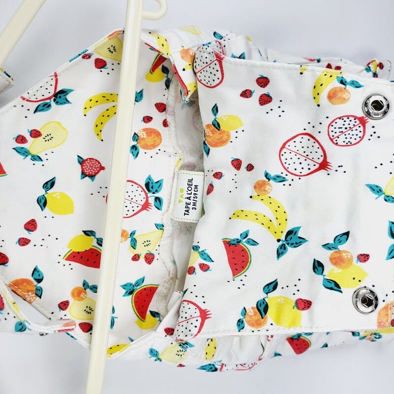 il-etait-une-seconde-fois-boutique-seconde-main-enfants-salopette-short-fruits-3-mois-fille-tape-a-loeil-vue-interieure