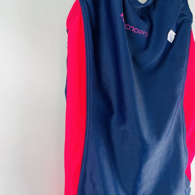 il-etait-une-seconde-fois-boutique-seconde-main-enfants-maillot-de-bain-fille-6-ans-detail