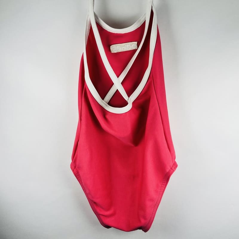 il-etait-une-seconde-fois-boutique-seconde-main-enfants-maillot-de-bain-rose-fille-2-ans-derriere