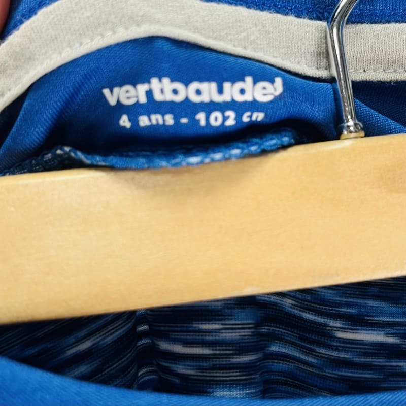 il-etait-une-seconde-fois-boutique-seconde-main-enfants-tee-shirt-anti-uv-bleu-4-ans-etiquette