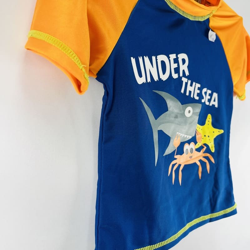 il-etait-une-seconde-fois-boutique-seconde-main-enfants-tee-shirt-anti-uv-garcon-2-ans-detail