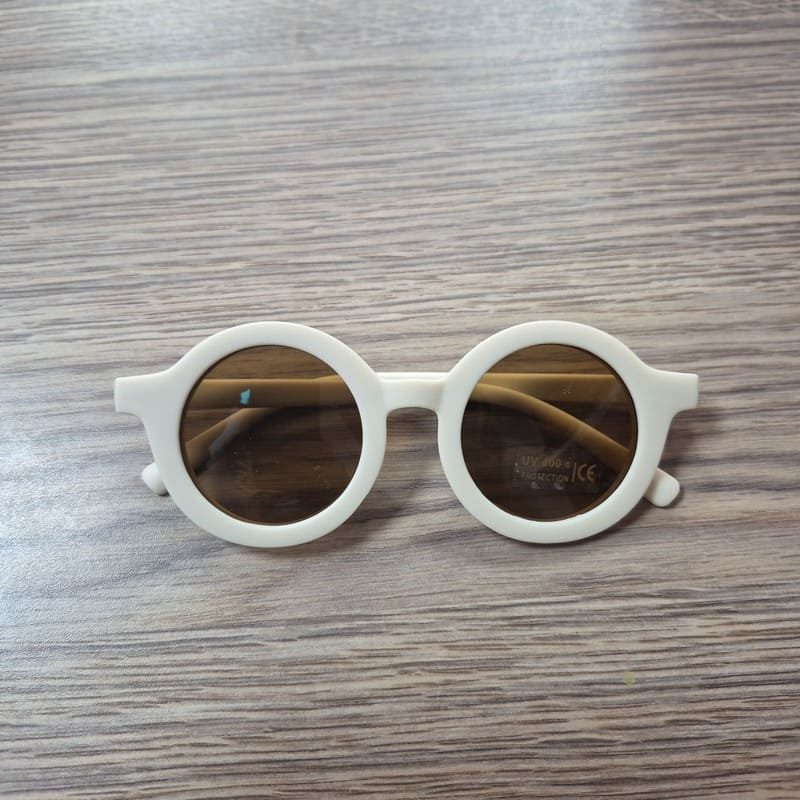 il-etait-une-seconde-fois-boutique-seconde-main-enfants-Lunettes-de-soleil-enfant-1-6-ans-uv-400-blanch