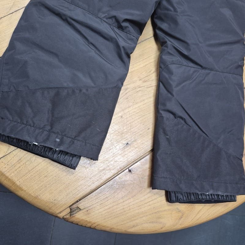 il-etait-une-seconde-fois-boutique-seconde-main-enfants-Pantalon-ski-gris-Wedze-5-ans-vue-defaut-bas-pantalon
