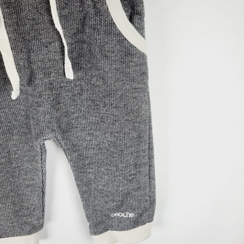 il-etait-une-seconde-fois-boutique-seconde-main-enfants-jogging-garcon-9-mois-Brioche-vue-details