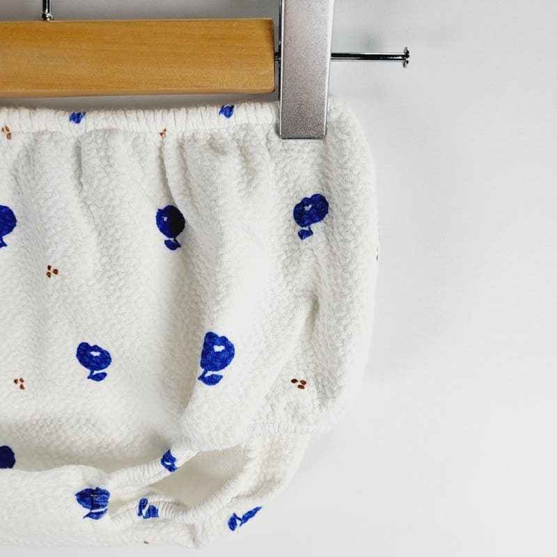il-etait-une-seconde-fois-boutique-seconde-main-enfants-bloomer-fille-12-mois-Obaibi-vue-details